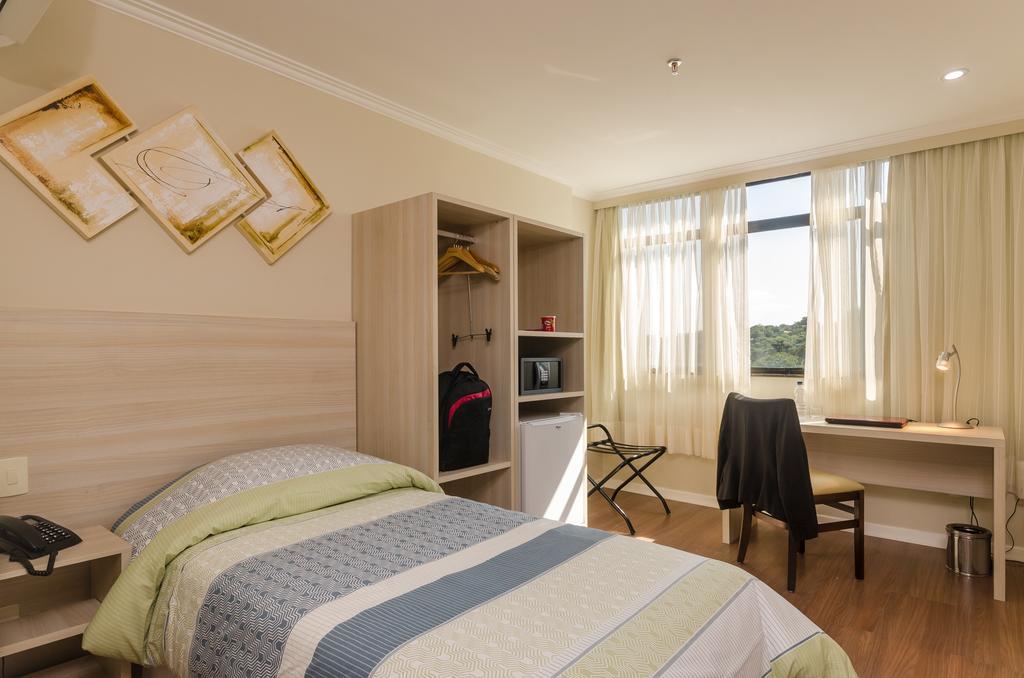 Seleto Hotel Volta Redonda Phòng bức ảnh